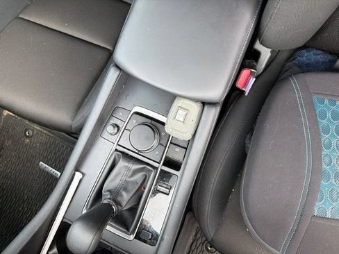 Used 2025 MAZDA MAZDA3 s FWD image 4