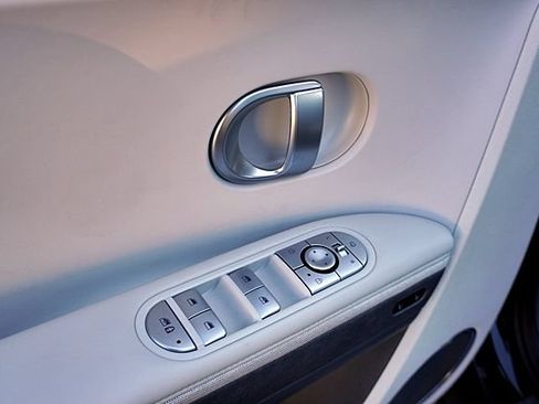 Used 2024 Hyundai Ioniq 5 Limited RWD image 35