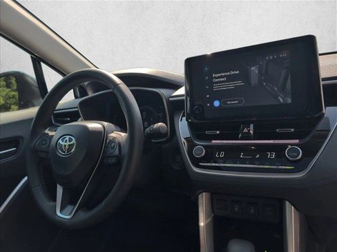 Used 2025 Toyota Corolla Cross XLE w/ Convenience Package AWD/4WD image 27