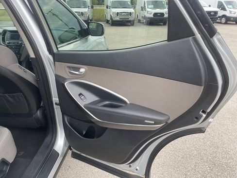 Used 2018 Hyundai Santa Fe Sport image 48