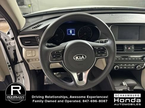 Used 2018 Kia Optima LX w/ 17" Alloy Wheels Package image 11