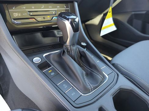 New 2026 Volkswagen Jetta SE image 33