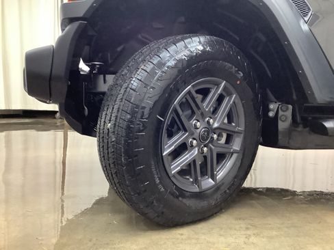 New 2026 Jeep Wrangler Unlimited Sport AWD/4WD image 27