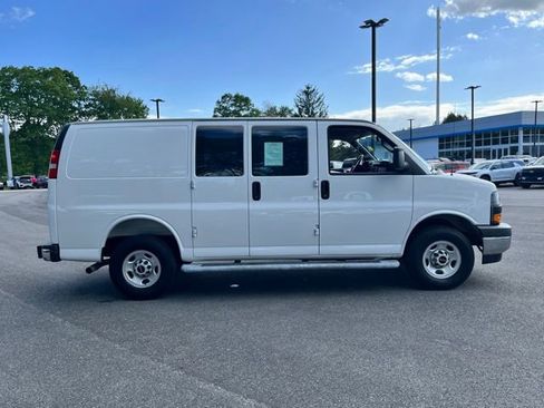 Used 2025 GMC Savana 2500 w/ Driver Convenience Package RWD image 5