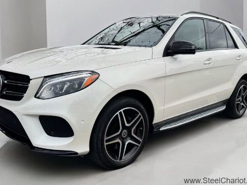 Used 2019 Mercedes-Benz GLE 400 4MATIC image 5