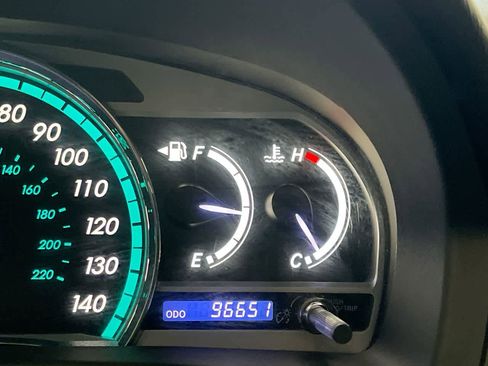 Used 2015 Toyota Venza Limited image 15