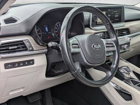 Used 2020 Kia Telluride EX w/ EX Premium Package FWD image 3
