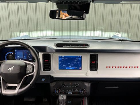 Used 2023 Ford Bronco Heritage Edition AWD/4WD image 34
