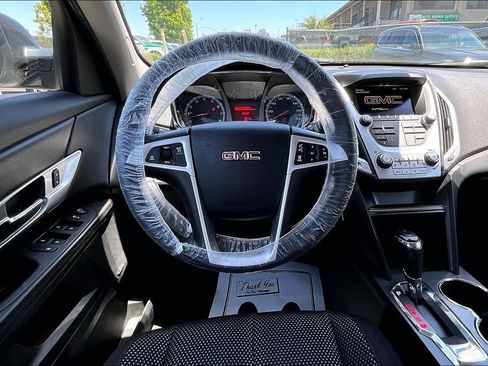 Used 2017 GMC Terrain SLE w/ Convenience Package FWD image 7