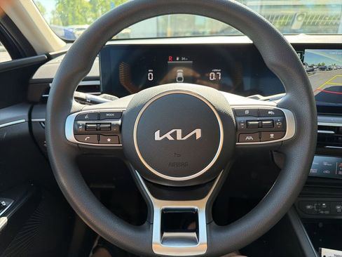 New 2026 Kia K5 LXS FWD image 34