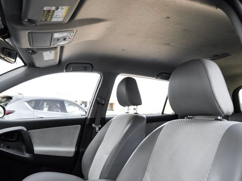 Used 2014 Toyota RAV4 EV FWD image 30