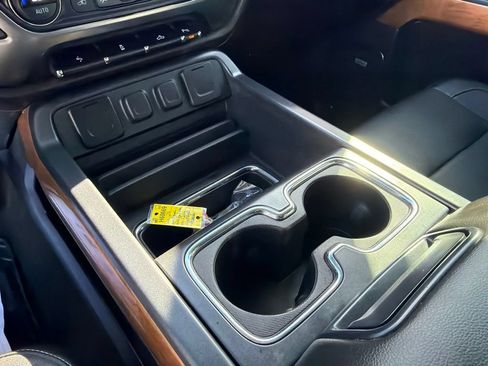 Used 2017 Chevrolet Silverado 1500 LTZ w/ Sport Package AWD/4WD image 27
