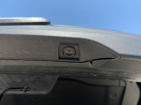 Used 2025 Ford F150 Lightning XLT AWD/4WD image 17