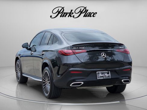 Certified 2025 Mercedes-Benz GLC 300 4MATIC image 3