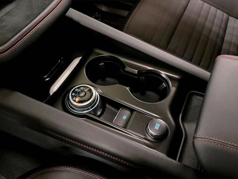 Certified 2025 Ford Explorer ST-Line w/ ST-Line Street Pack image 16