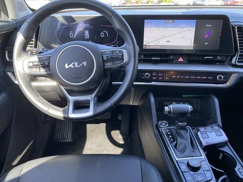 Used 2023 Kia Sportage EX FWD image 10