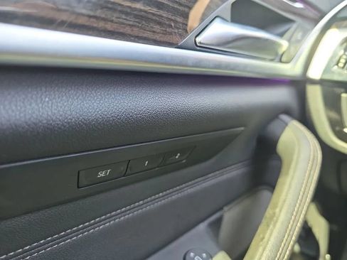 Used 2021 BMW 530i w/ Premium Package RWD image 25