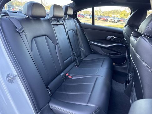 Used 2022 BMW 330i Sedan image 24
