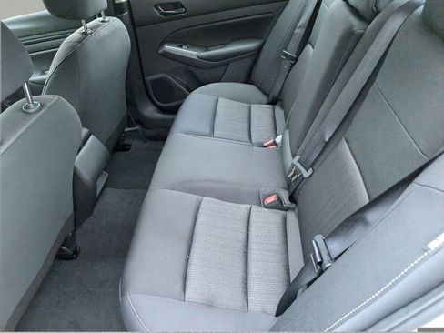 Used 2025 Nissan Altima 2.5 S FWD image 12