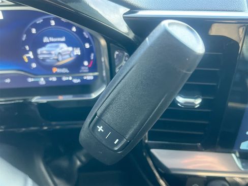 Used 2023 Chevrolet Silverado 1500 LT image 31