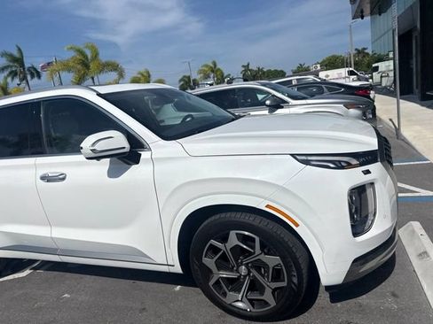 Used 2022 Hyundai Palisade Calligraphy FWD image 4