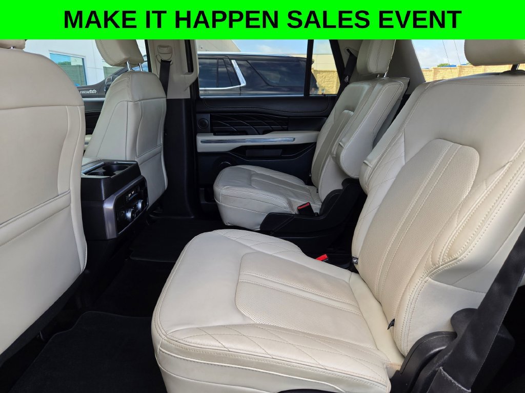 Used 2021 Ford Expedition Platinum RWD image 15