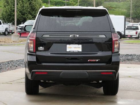 Used 2022 Chevrolet Suburban RST w/ Luxury Package AWD/4WD image 6