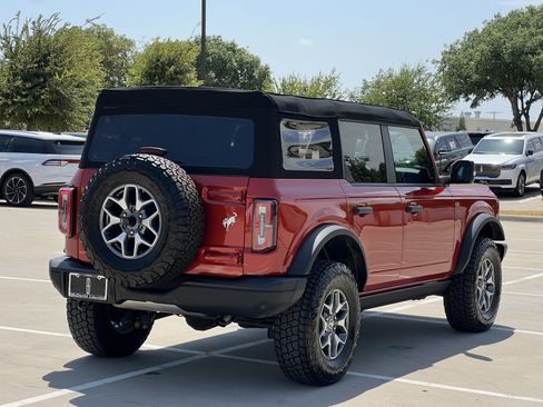 Used 2023 Ford Bronco Badlands AWD/4WD image 9