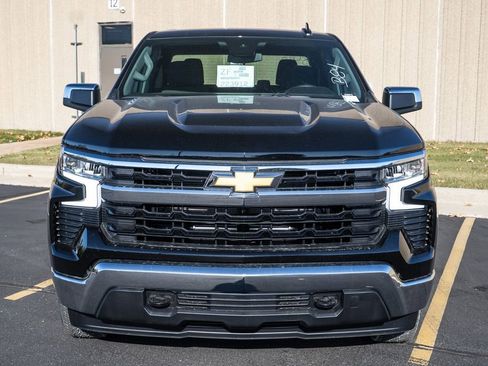 New 2026 Chevrolet Silverado 1500 LT image 3