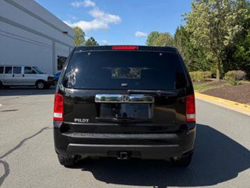 Used 2011 Honda Pilot LX image 5