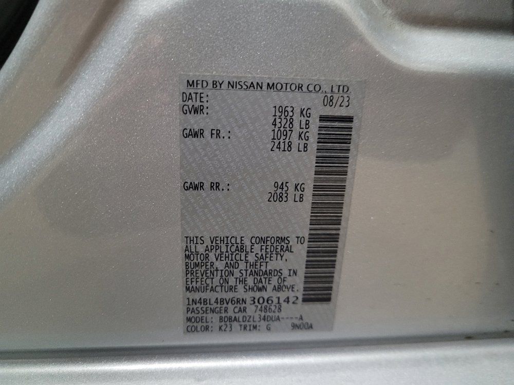 Used 2024 Nissan Altima 2.5 S FWD image 33