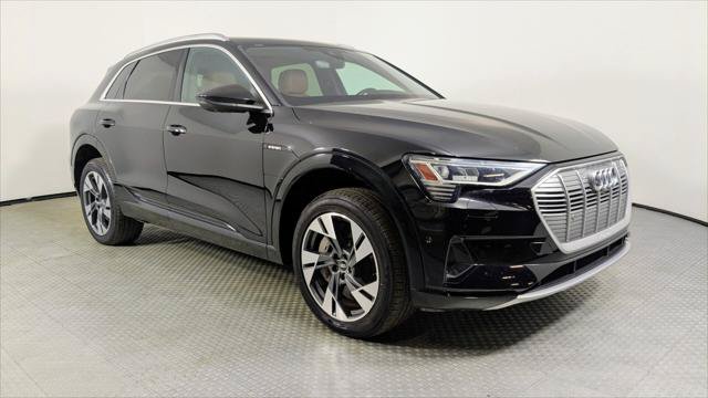 Used 2022 Audi e-tron Premium Plus w/ Premium Plus Package AWD/4WD image 9