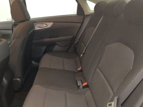 Used 2024 Kia Forte LXS FWD image 18