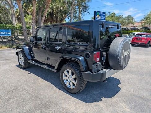 Used 2015 Jeep Wrangler Unlimited Sahara w/ Connectivity Group image 5