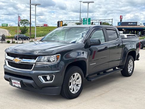 Used 2018 Chevrolet Colorado LT w/ LT Convenience Package AWD/4WD image 4