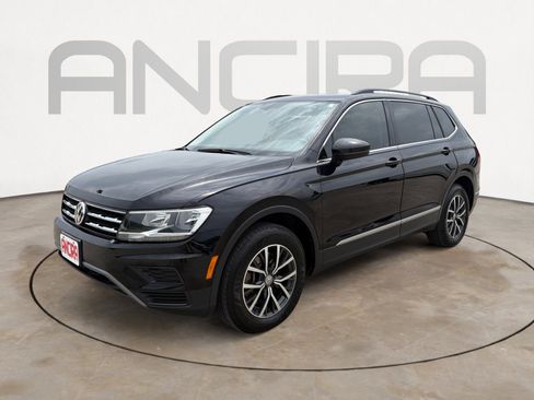 Used 2020 Volkswagen Tiguan SE w/ Panoramic Sunroof Package FWD image 6