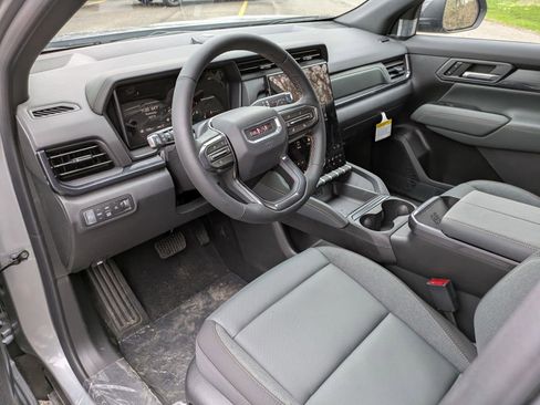 New 2026 GMC Terrain AT4 w/ Convenience Package III AWD/4WD image 11