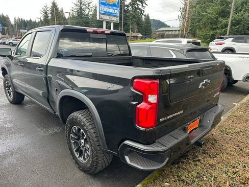 Certified 2025 Chevrolet Silverado 1500 ZR2 w/ Technology Package image 3