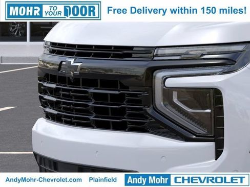 New 2026 Chevrolet Suburban RST w/ RST Capability Package AWD/4WD image 17