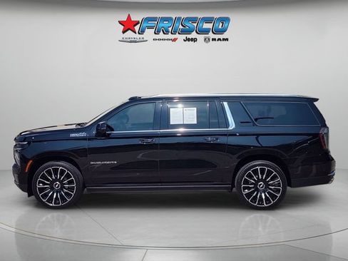 Used 2026 Chevrolet Suburban High Country AWD/4WD image 4