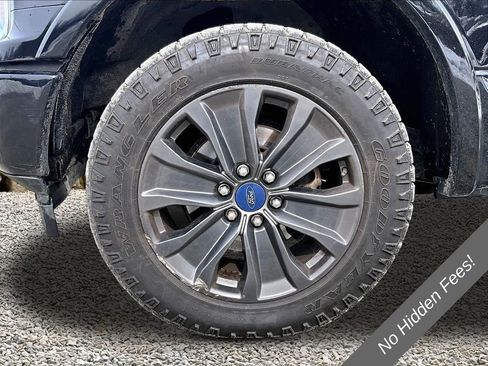 Used 2018 Ford F150 Lariat w/ Equipment Group 502A Luxury AWD/4WD image 8