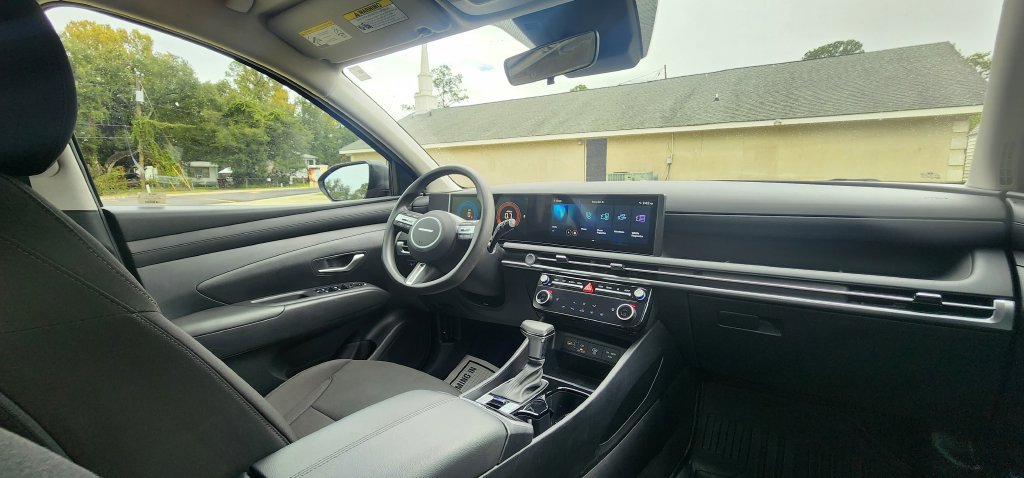Used 2026 Hyundai Tucson SEL Plus FWD image 23