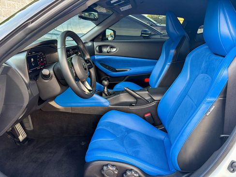Used 2024 Nissan Z Performance w/ Floor Mat Package RWD image 25