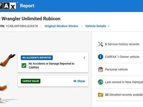 Used 2017 Jeep Wrangler Unlimited Rubicon w/ Connectivity Group AWD/4WD image 5