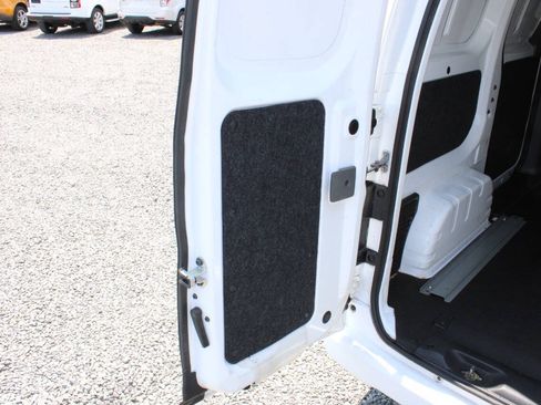 Used 2017 Nissan NV200 SV w/ Technology Package FWD image 21