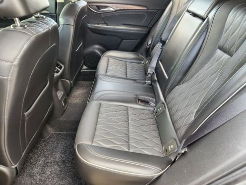 Used 2023 Buick Envision Avenir FWD image 30