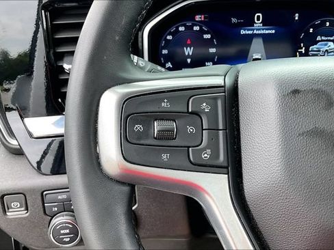 Used 2024 Chevrolet Silverado 1500 LT AWD/4WD image 12