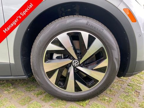 New 2026 Volkswagen ID.4 Pro RWD image 9
