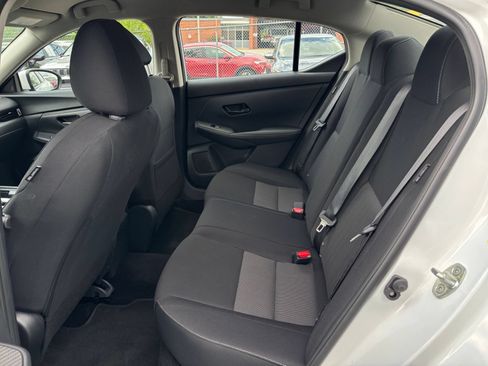 Used 2025 Nissan Sentra SV FWD image 24