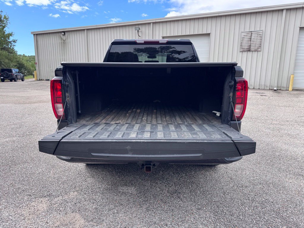 Used 2022 GMC Sierra 1500 Elevation w/ LPO, Elevation Black Package AWD/4WD image 6